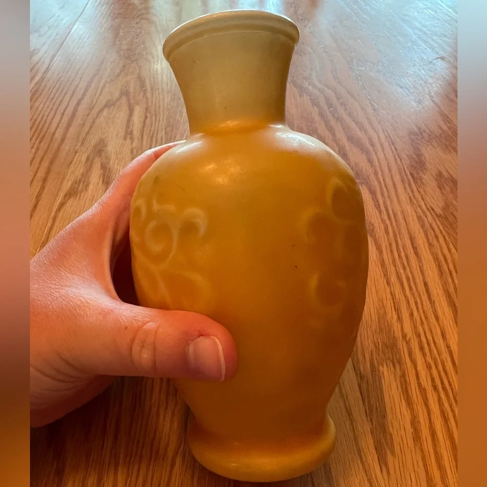 Vintage Avon Amber Spring Bouquet Fragranced Vase